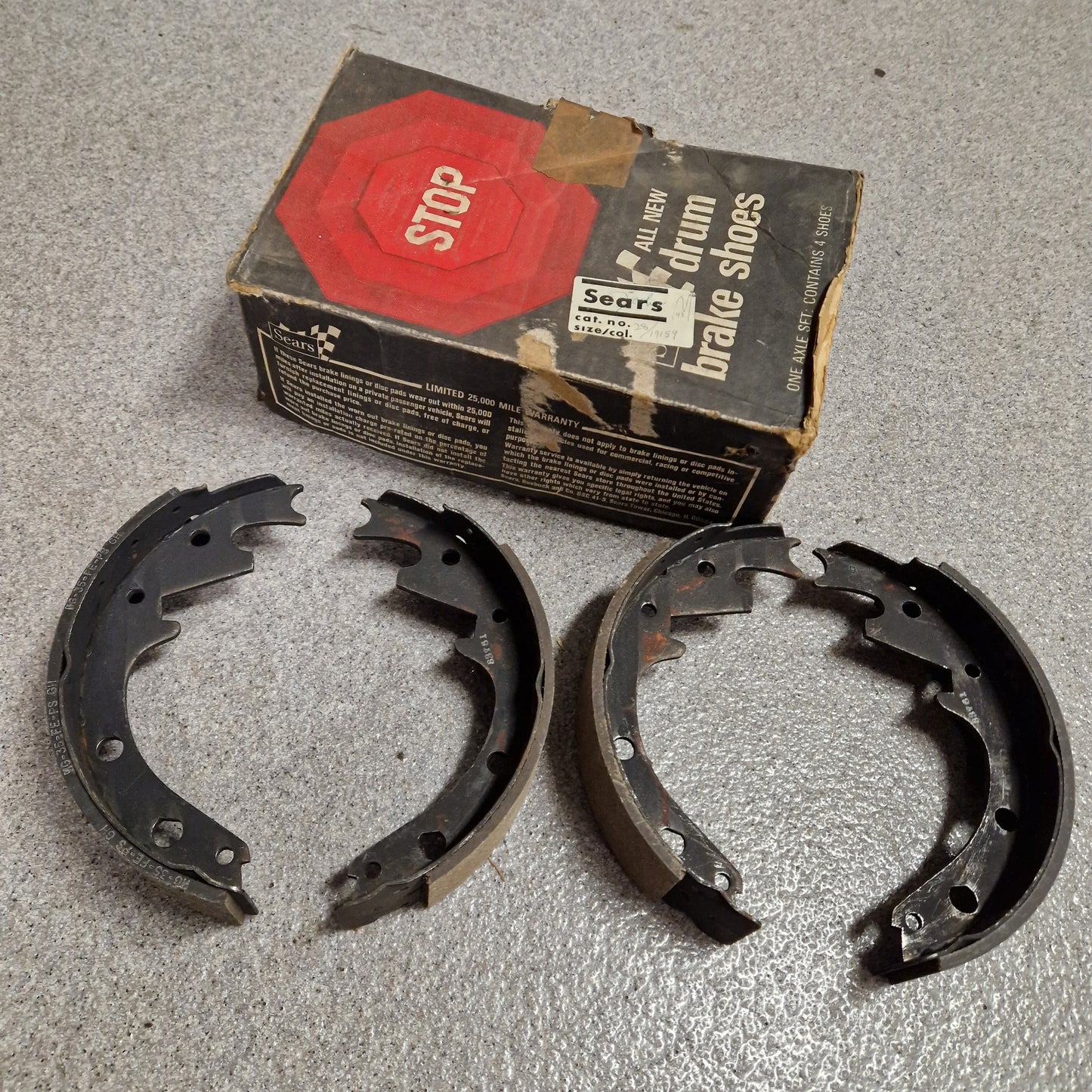 Bromsbackar AMC, Dodge, Jeep, Plymouth 60-78 9 "x 2" Bak 433 / 114PG