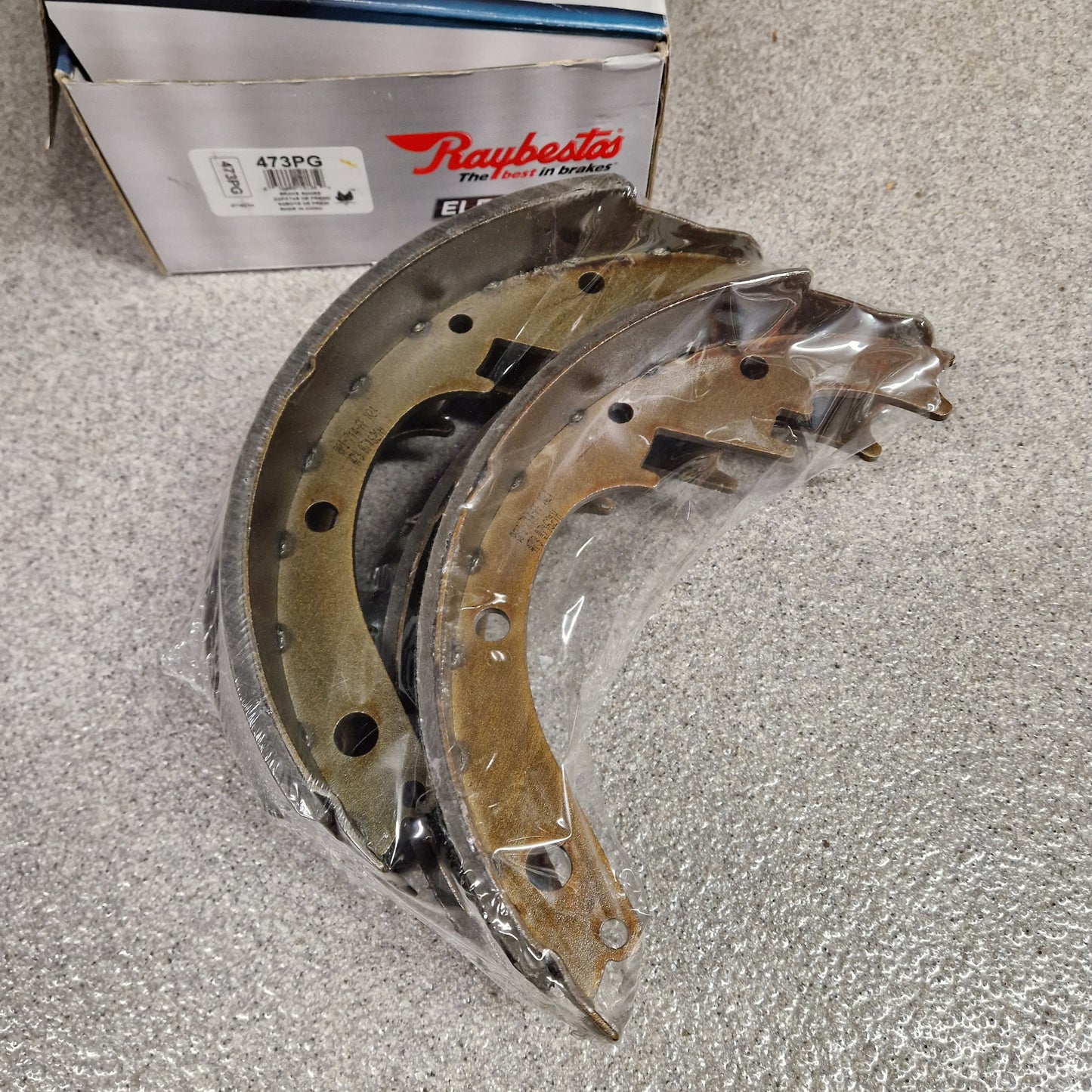 Bromsbackar Cadillac, Chevrolet, GMC, 11" x 2-3/4" Bak 473PG (STD473)