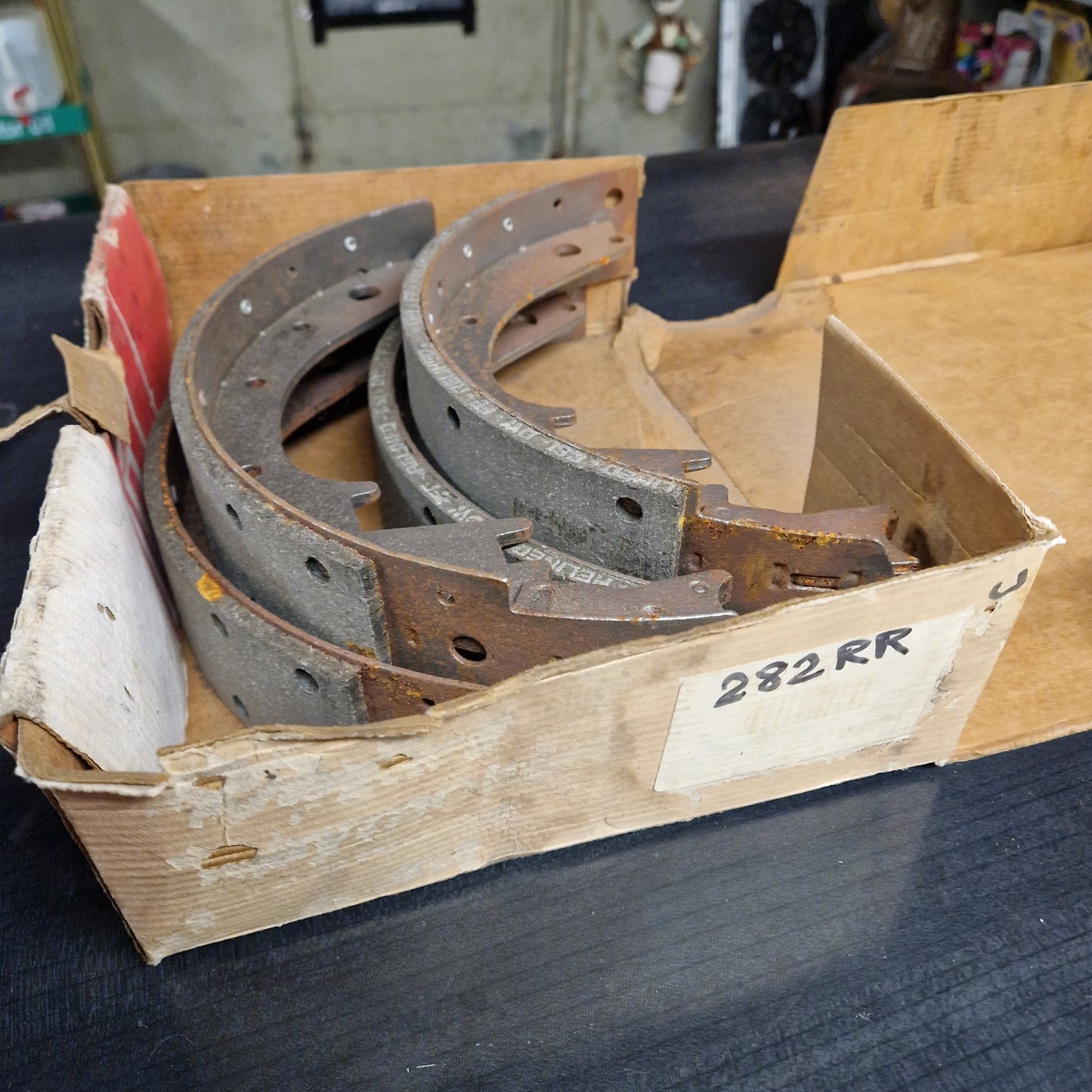 Bromsbackar Dodge, Fargo, Ford, International 67-75 5-1/2" x 2" Fram. 282