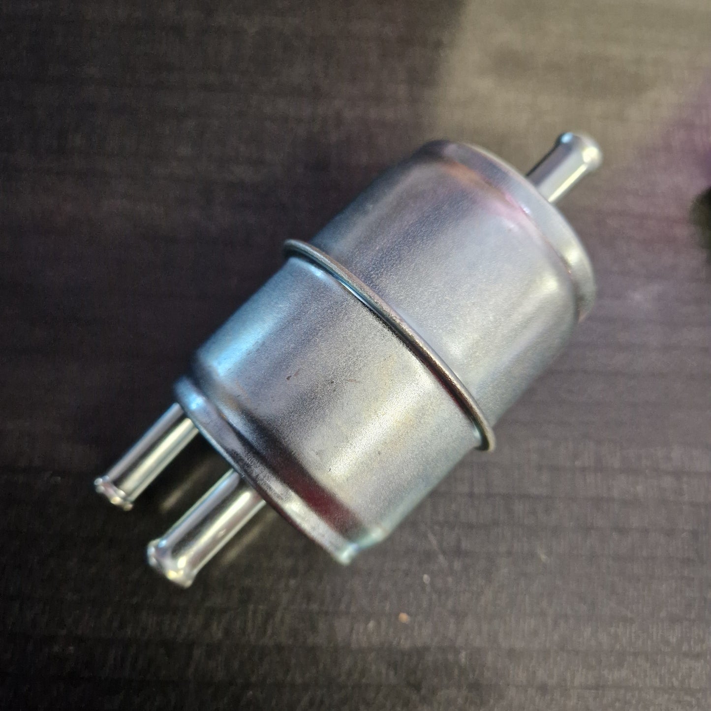 Bränslefilter med retur. Metallhölje för 5/16" slang. BF886 (PF21117, 33040)