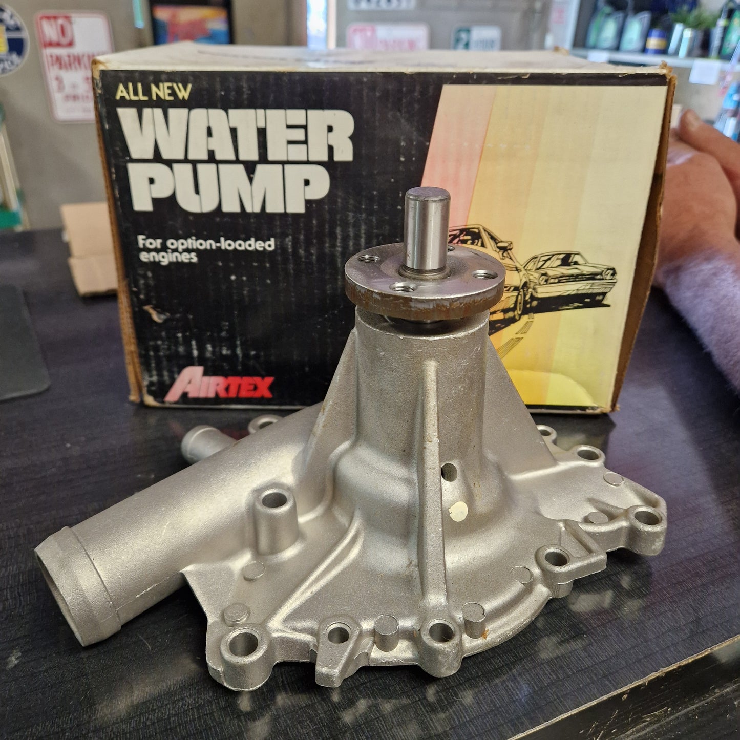 Vattenpump GM V6 73-89, L=11,5cm AW1018 43094