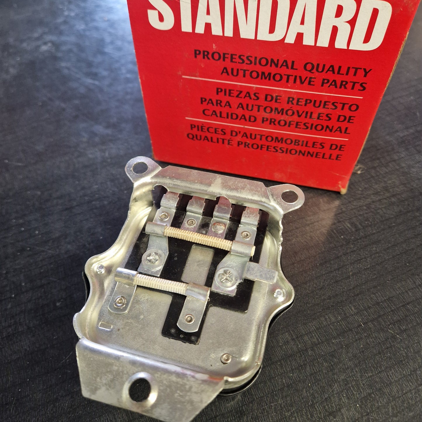 Laddningsrelä Pontiac 63-68 Med Ampere mätare VR104