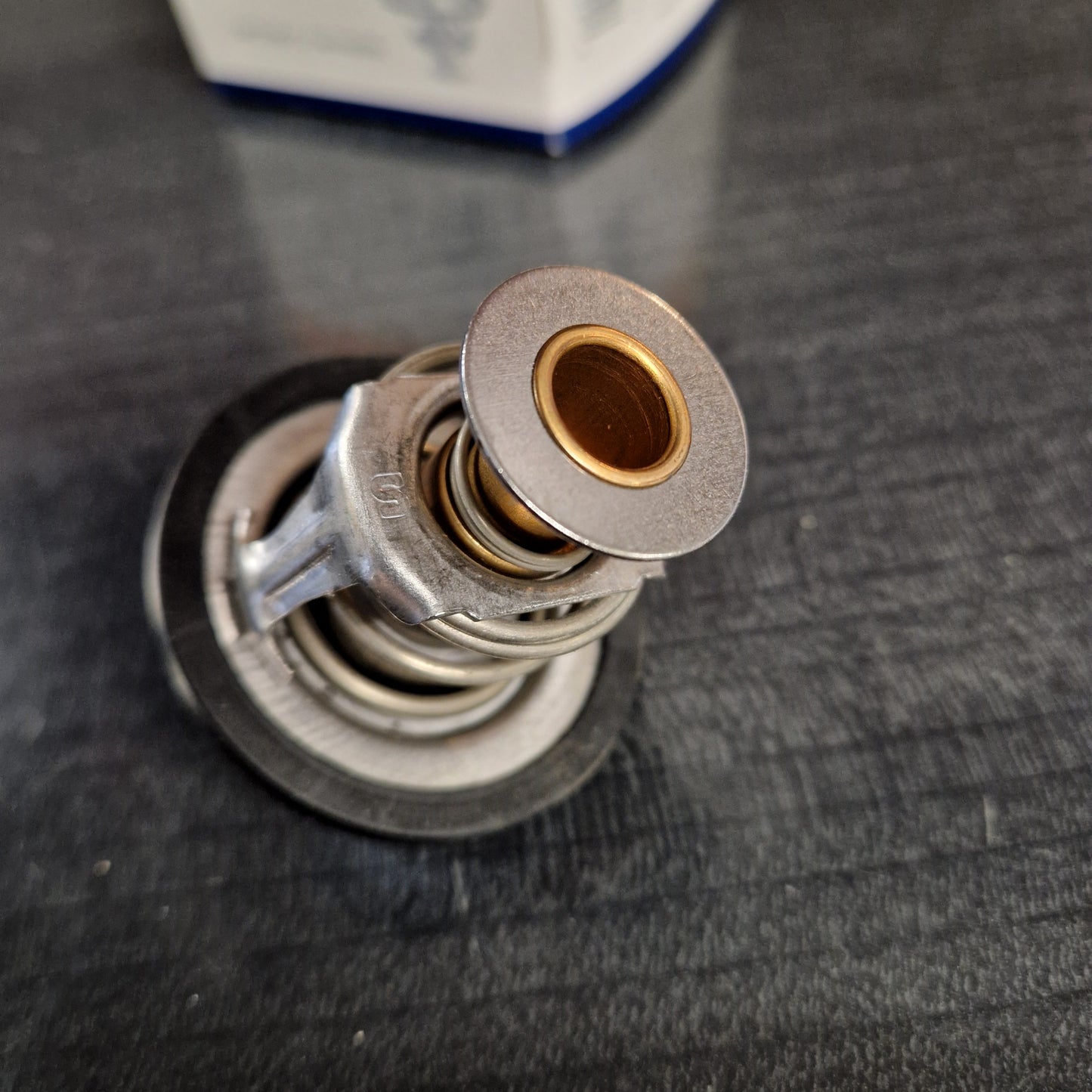 Termostat 91°C 44mm Chevrolet , GMC Truck Gummitätning / Packning ingår. 13899 (33329)