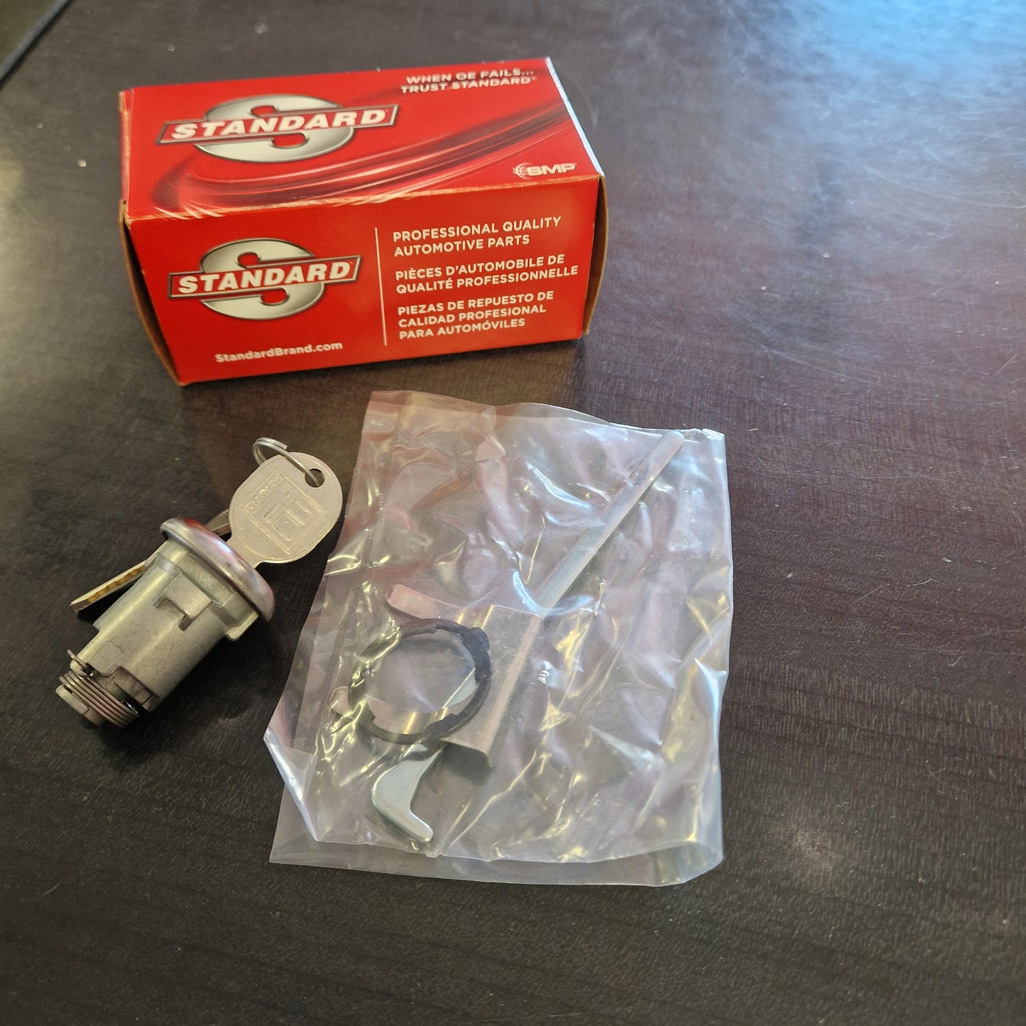 Låscylinder Bagage GM 58-99 Med låset på bakluckan TL106