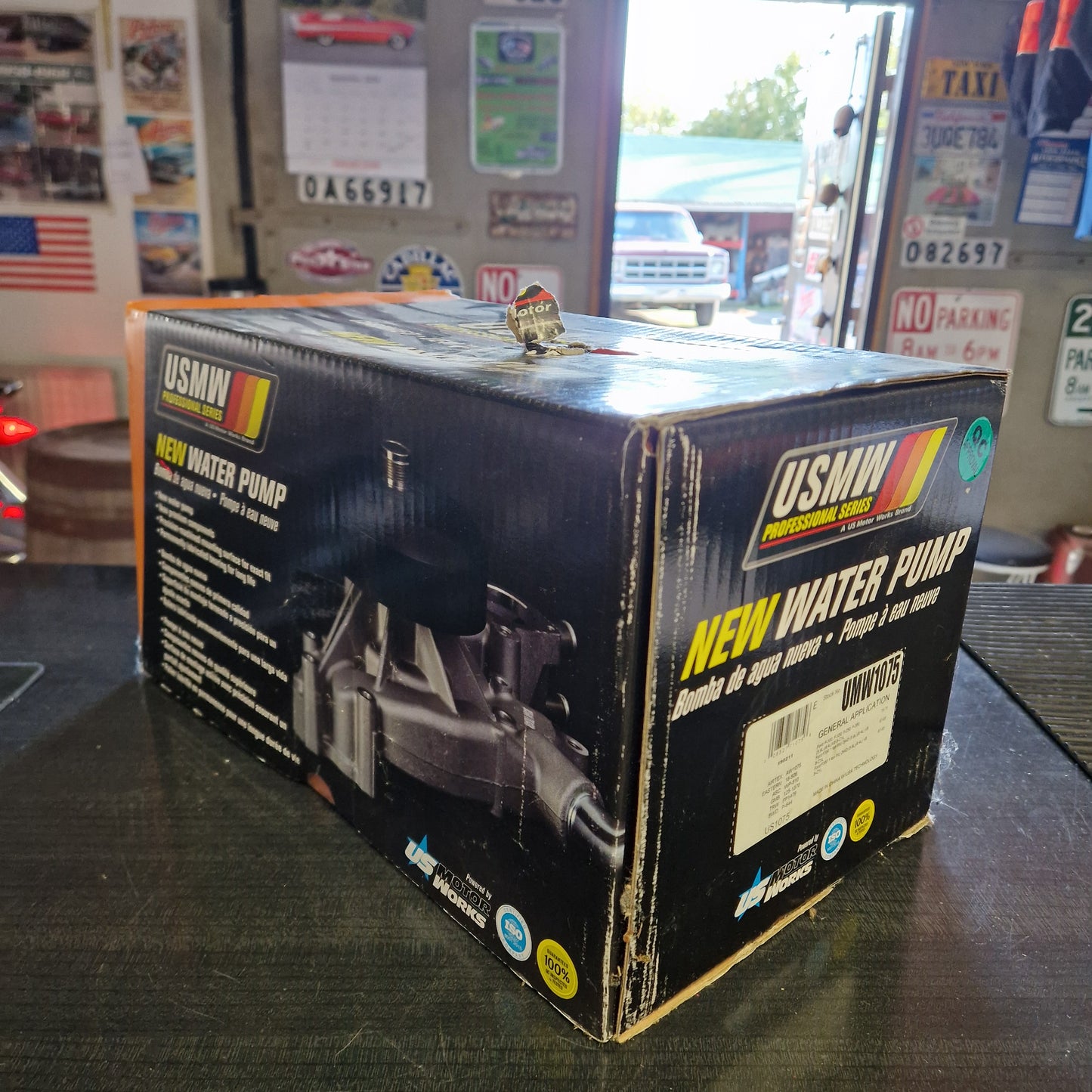 Vattenpump Ford, Lincoln, Mercury BB 65-76 UMW1075 (US1075, 44004)