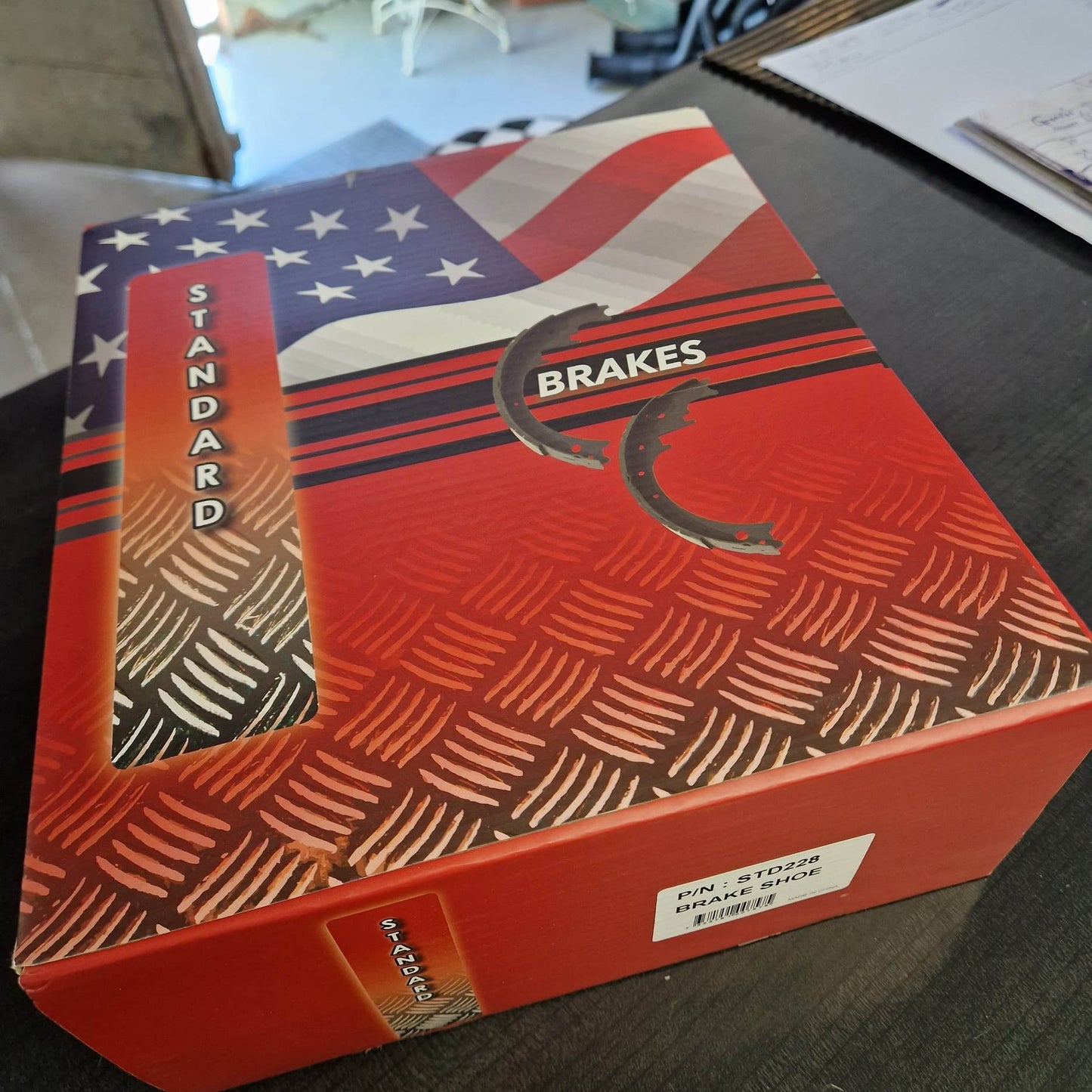 Bromsbackar Chevrolet, Edsel, Ford, GMC, International, Jeep, Mercury, Olds, Packard, 11" x 2" Bak. 228 Standard