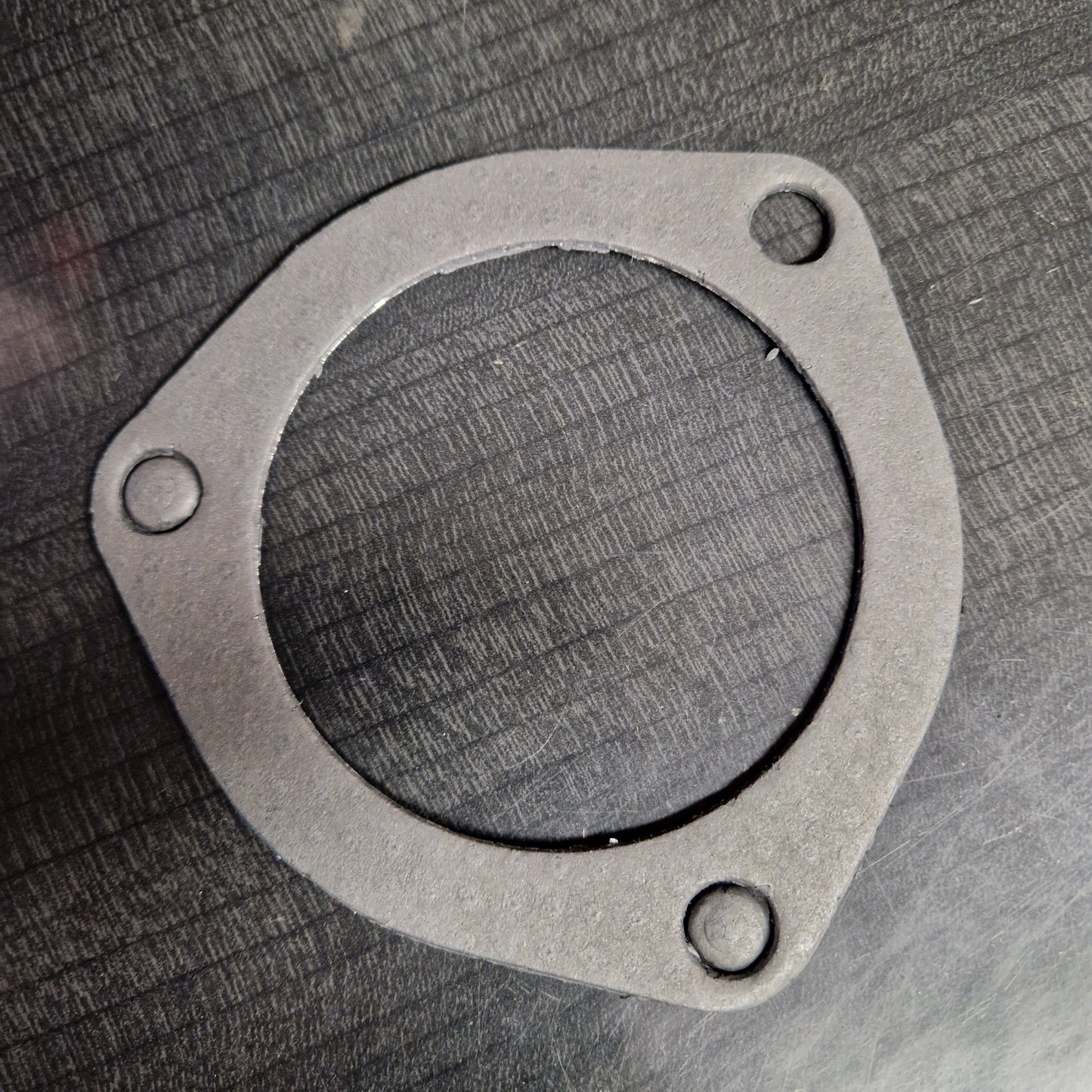 Kollektorpackning 3" 3 Bulthål CC mått bultar 84mm Standardmodell 1204