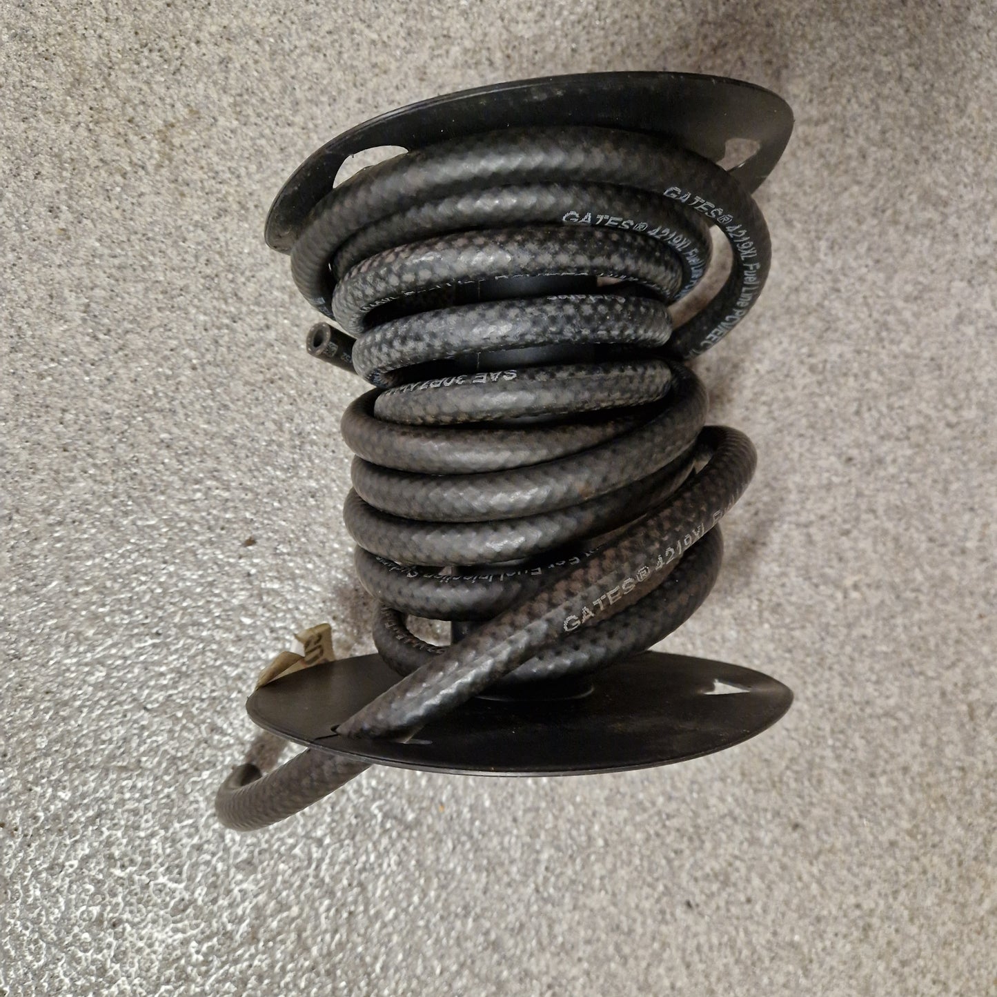 Bränsleslang 1/4" 6,3mm Säljs per meter. 27002