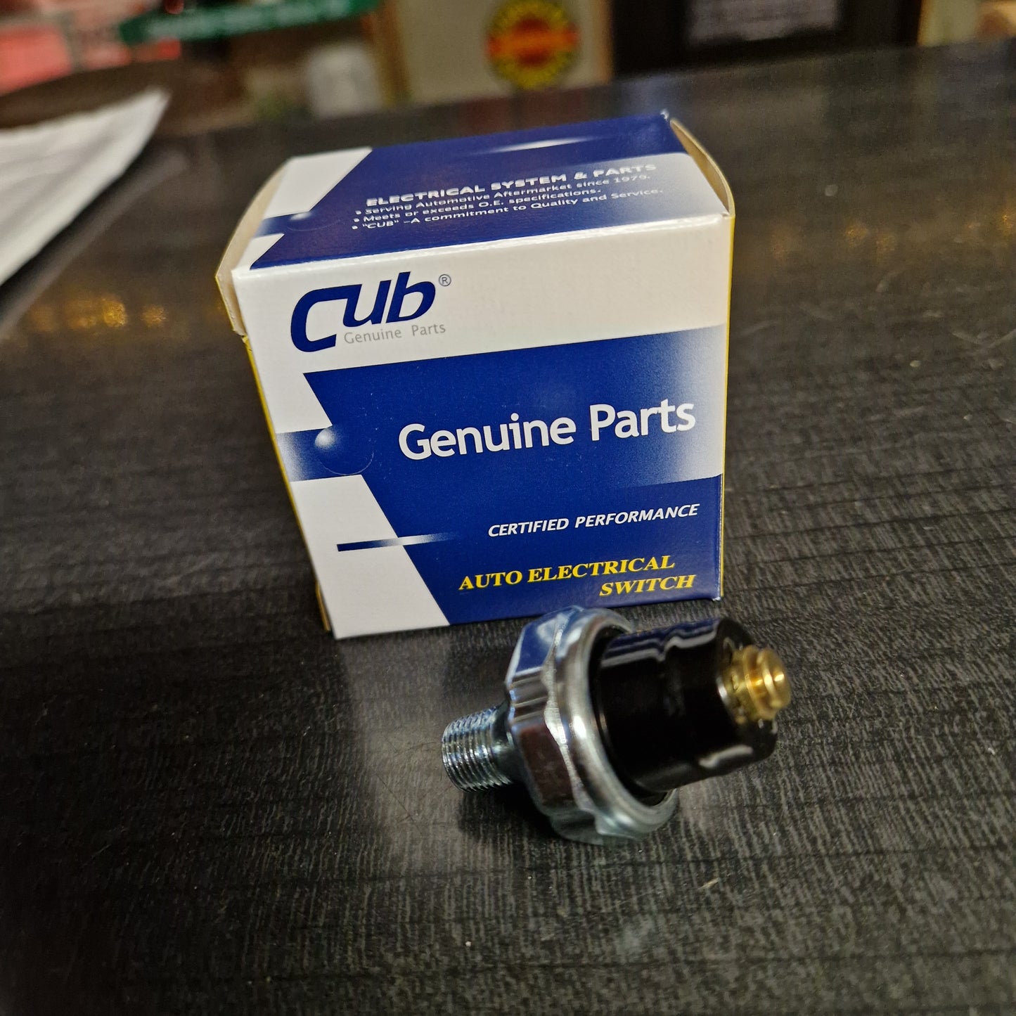 Oljetrycksgivare MoPar 53-85 För Oljetryckslampa Gänga 1/8"-27 Runt stift PS11