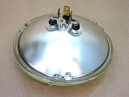 Strålkastare 5 3/4",  Hel- och Halvljus, Sealed Beam ,  3 stift H5006