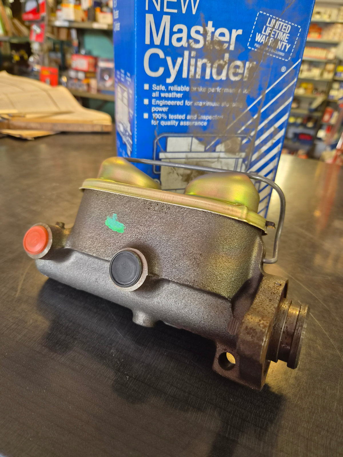 Huvudbromscylinder GM, Buick, Cadillac, Oldsmobile, Pontiac 67-70. Bendix Trumbromsar. E66712, 11328, 355-52004