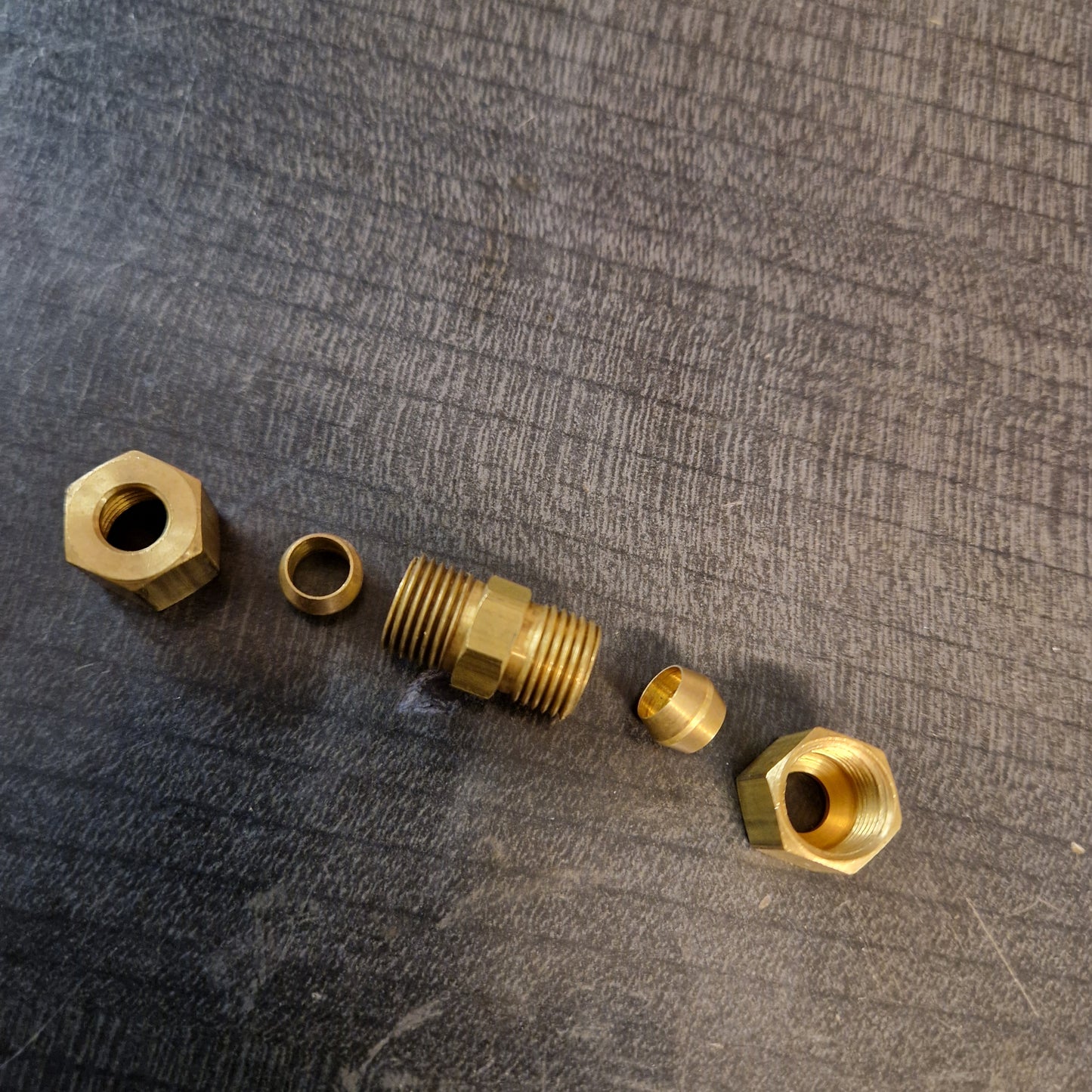 Skarvkoppling Bromsrör  1/14"  Mässing Rak 62C, 2956, 162400