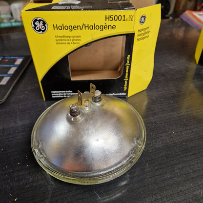 Strålkastare 5 3/4", Helljus, Sealed Beam, 2 stift H5001